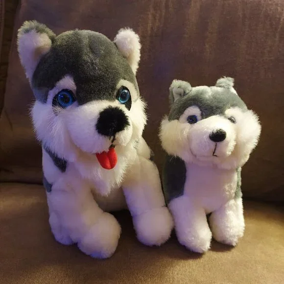 Gray Wolf /Husky Dog Plush 10" Shalom Toy Co Stuffed Animal Toy with Blue Eyes - Picture 3 of 16